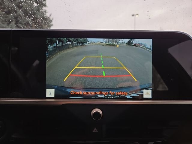 2025 Toyota Crown Signia XLE