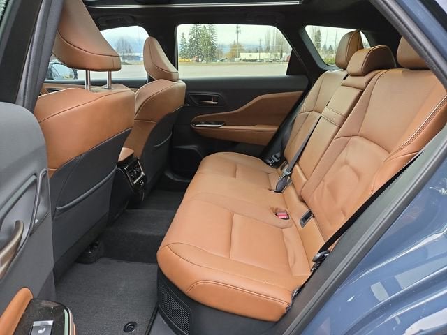 2025 Toyota Crown Signia XLE