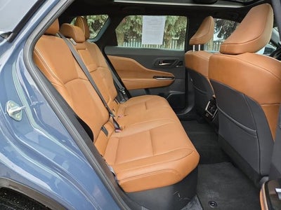 2025 Toyota Crown Signia XLE