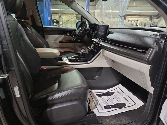 2022 Kia Carnival EX