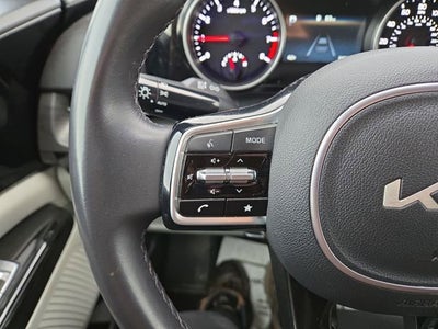 2024 Kia Carnival EX